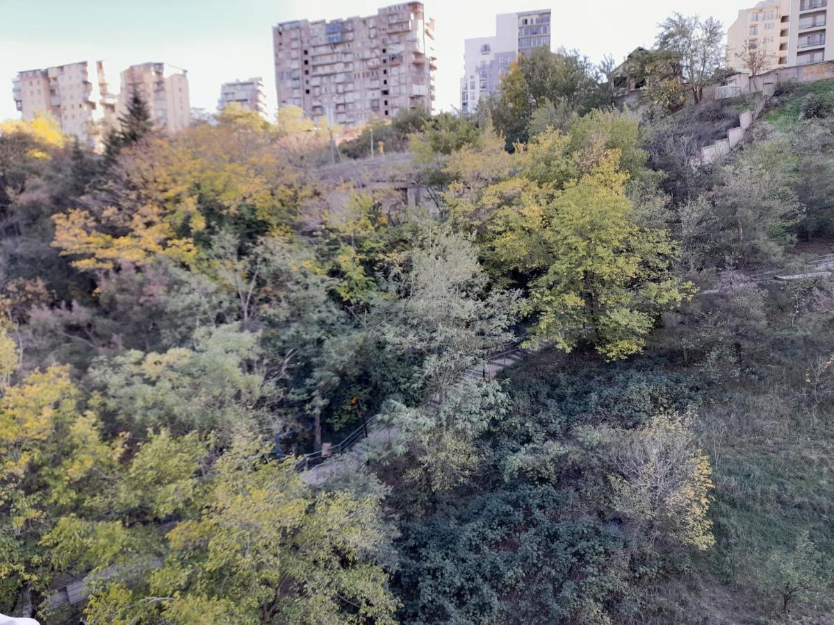 Saburtalo Apartment Tbilisi ภายนอก รูปภาพ